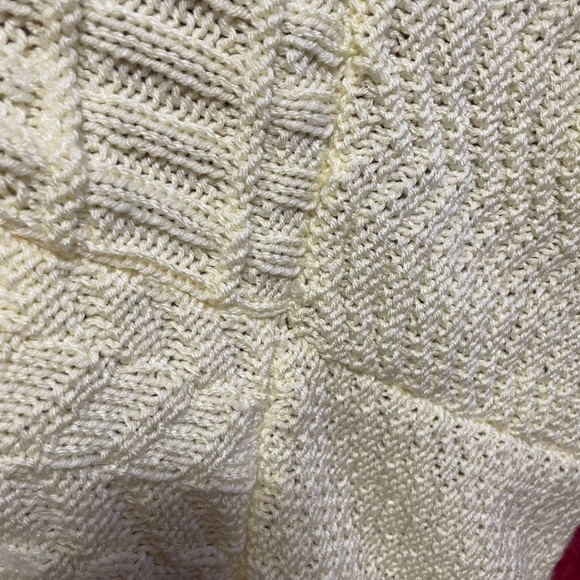 Soft yellow, knit, sampler pattern baby blanket or afghan. - Picture 3 of 4